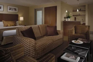 01-Family-Room-.webp
